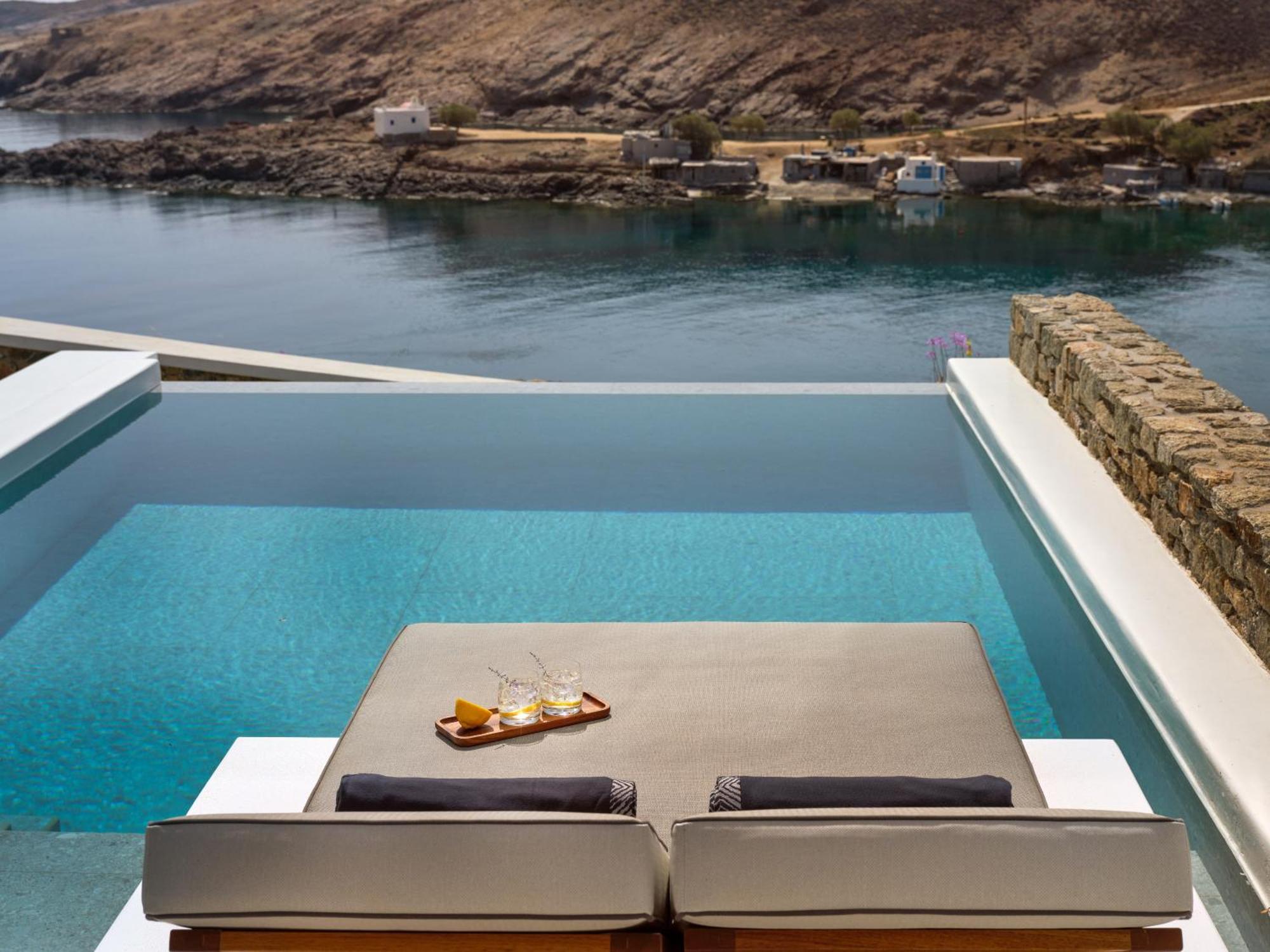 Hotel Semeli Coast Mykonos Curio Collection By Hilton Merchia Beach