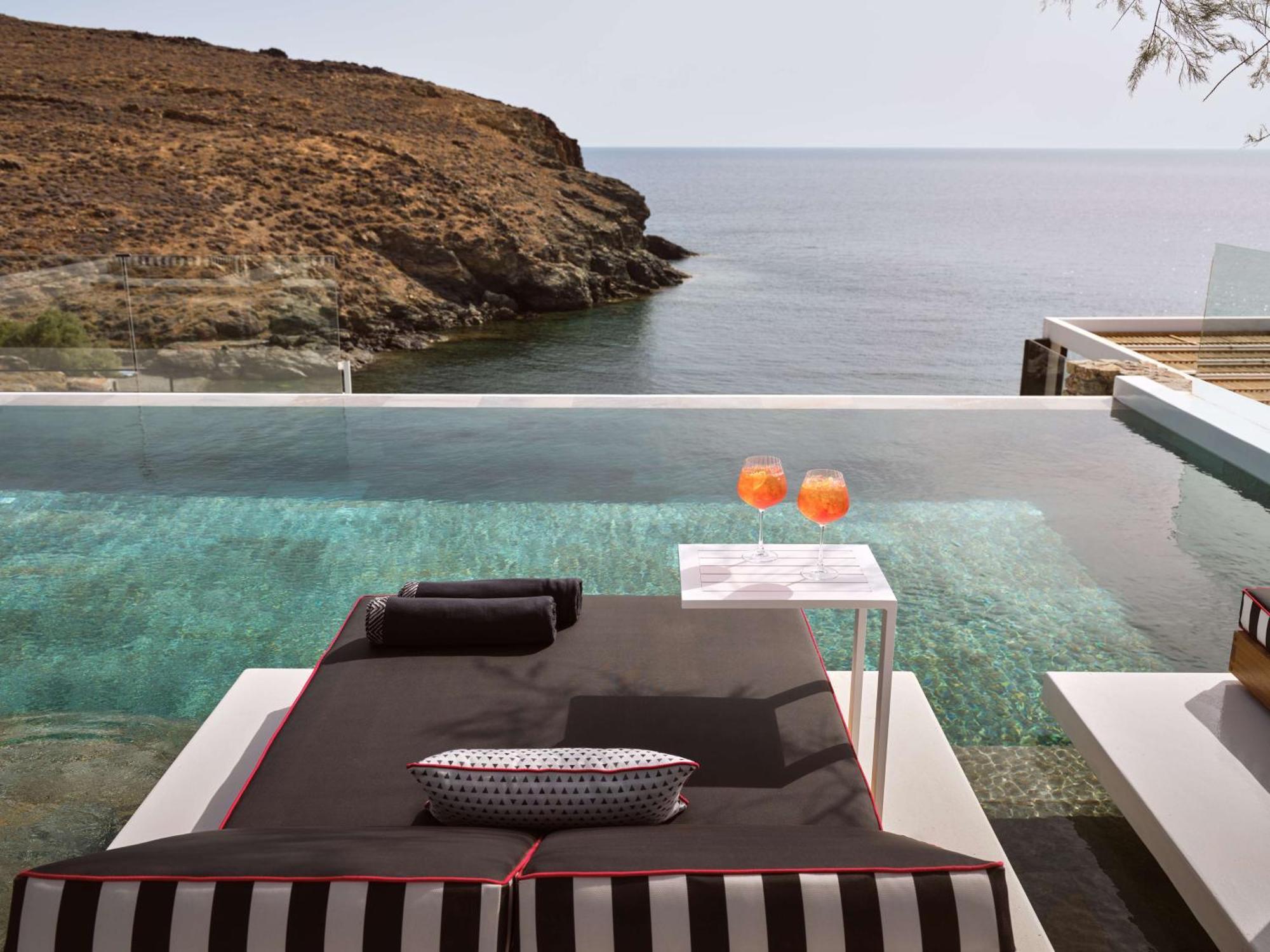 Semeli Coast Mykonos Curio Collection By Hilton Hotel 5*