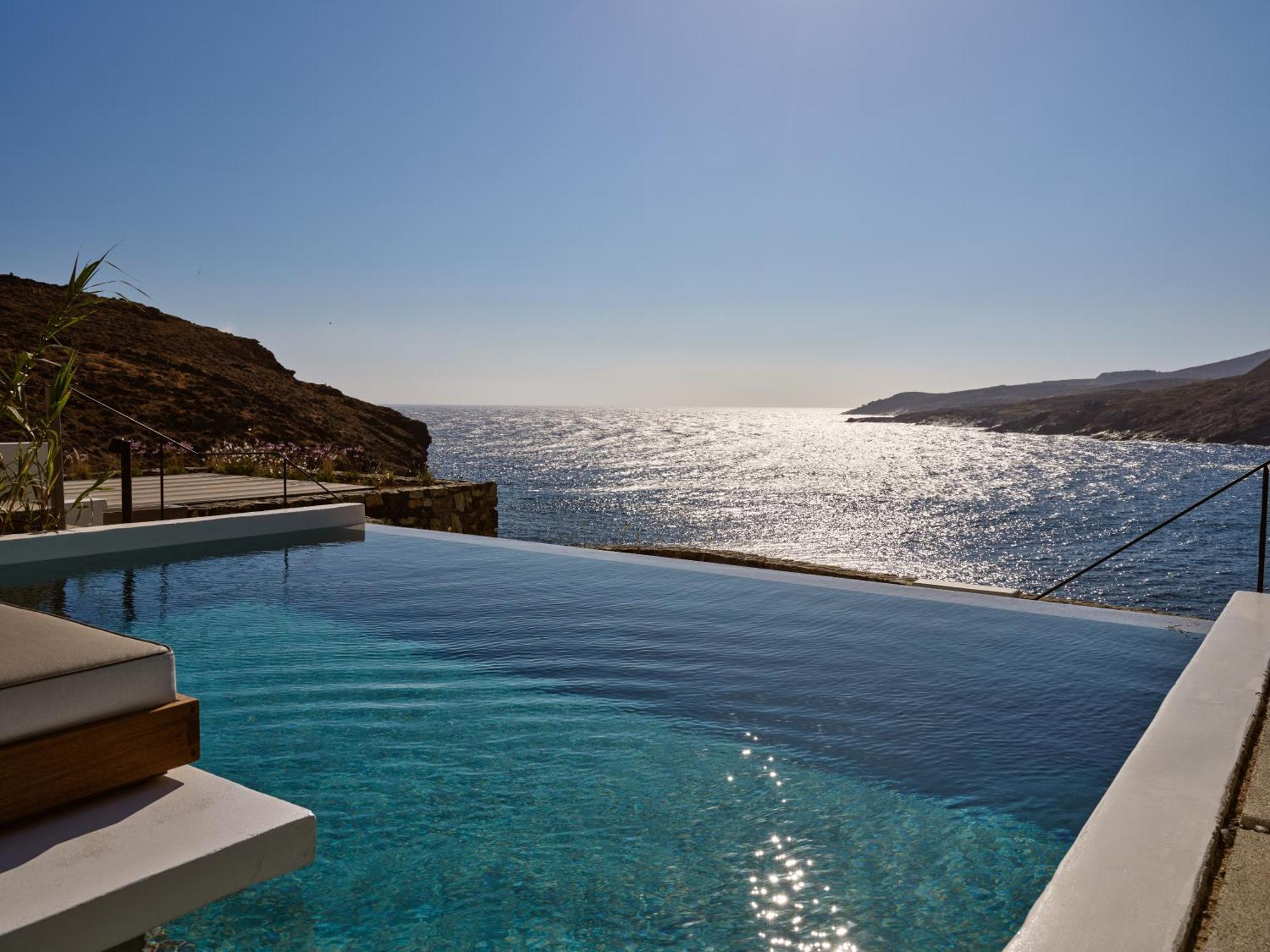 Semeli Coast Mykonos Curio Collection By Hilton 5* Merchia Beach